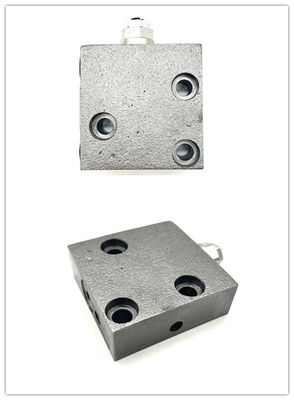 723-40-71800 723-40-71201 Excavator Distribution Valve Pressure Reducing Valve Pilot Valve  PC200-7 PC300-7